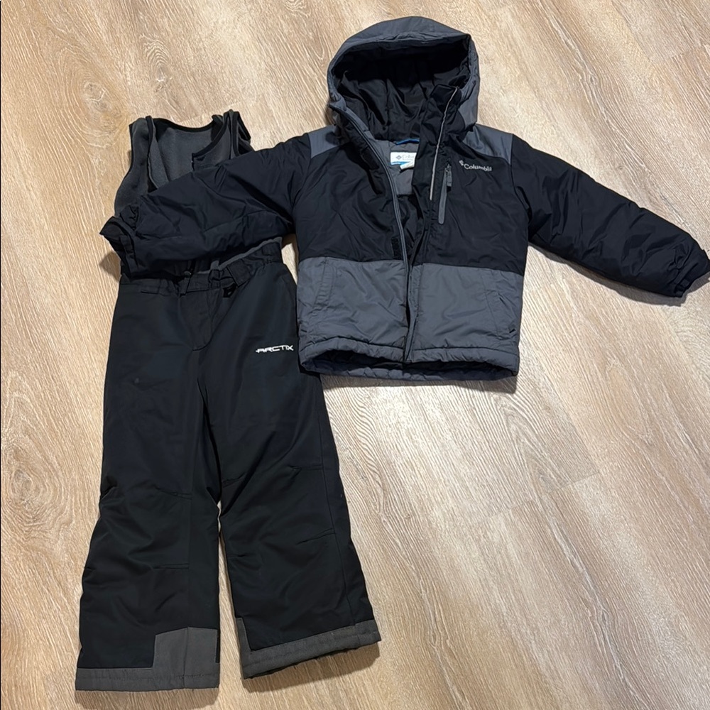 Columbia Black and Gray Snowsuit Set